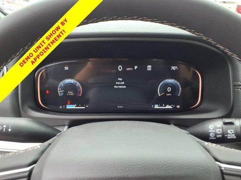 New 2026 Jeep Grand Wagoneer 4WD w/ Premium Group I image 11