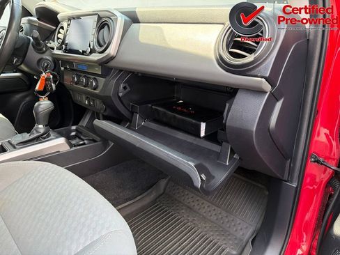 Used 2021 Toyota Tacoma SR5 RWD image 31