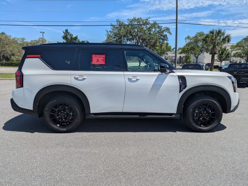 Certified 2026 Nissan Armada PRO-4X w/ Captain's Chari Seat Package AWD/4WD image 4