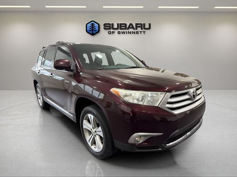 Used 2013 Toyota Highlander Limited AWD/4WD image 7
