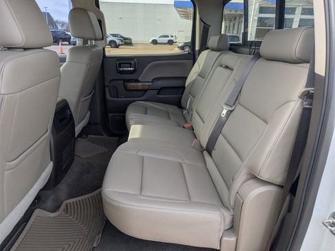 Used 2018 GMC Sierra 1500 SLT w/ Enhanced Driver Alert Package image 34