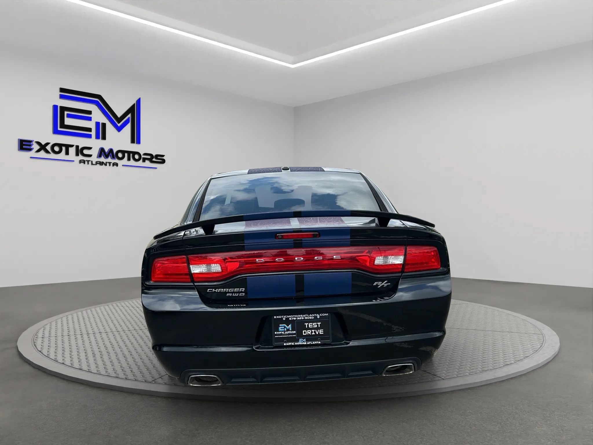 Used 2013 Dodge Charger R/T AWD/4WD image 4