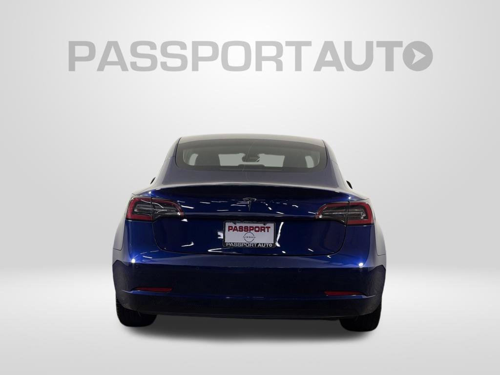 Used 2020 Tesla Model 3 Standard Range Plus RWD image 4