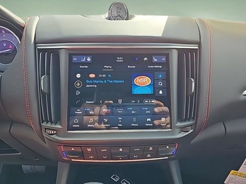 New 2024 Maserati Levante Modena Ultima image 24