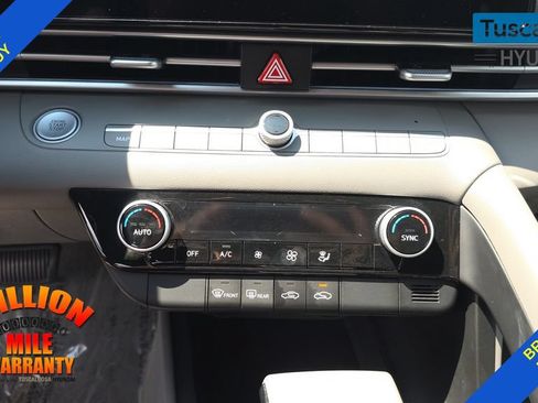 Used 2024 Hyundai Elantra SEL FWD image 21