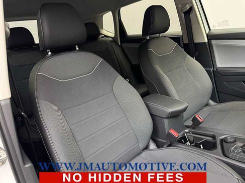 Used 2024 Volkswagen Taos SE AWD/4WD image 20