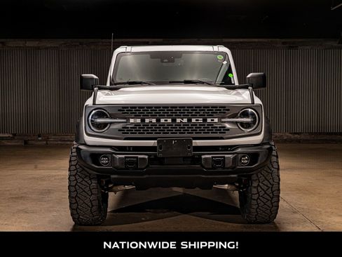Used 2025 Ford Bronco Badlands AWD/4WD image 4