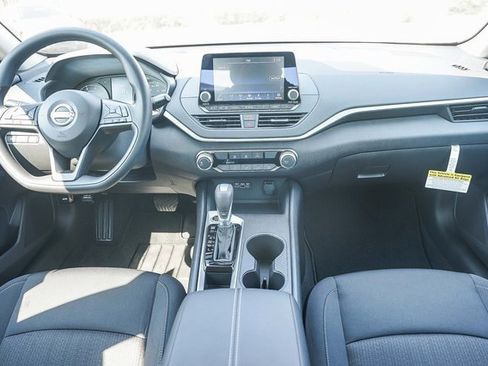New 2025 Nissan Altima 2.5 S image 13
