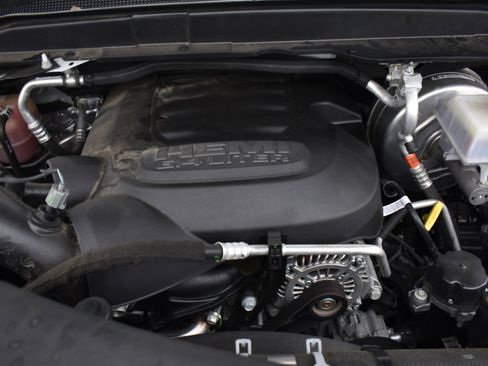 Used 2024 RAM 2500 Big Horn w/ Night Edition image 31