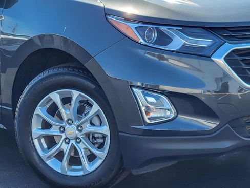 Certified 2021 Chevrolet Equinox LT image 3