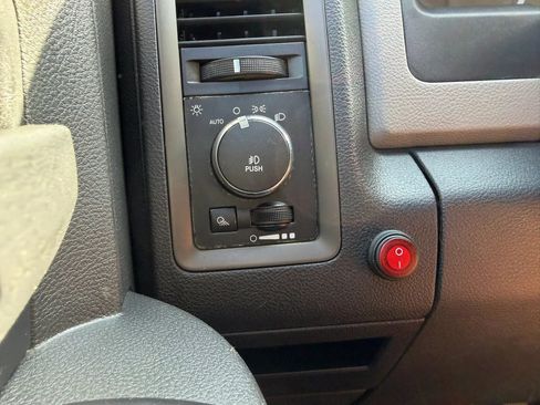 Used 2012 RAM 1500 Express w/ ST Popular Equipment Group image 20