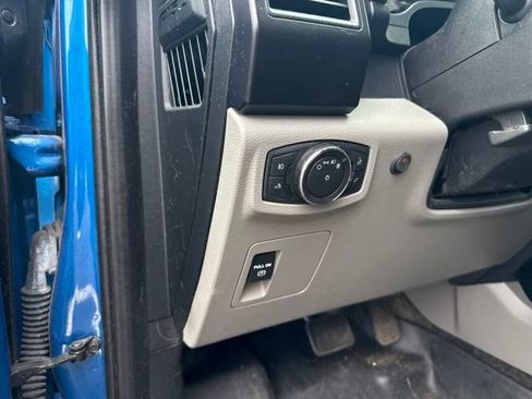 Used 2019 Ford F150 XL w/ Equipment Group 101A Mid AWD/4WD image 10