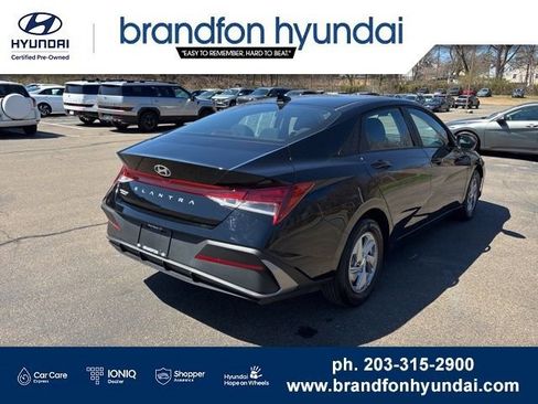 Certified 2026 Hyundai Elantra SE w/ Cargo Package FWD image 6
