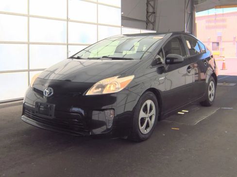 Used 2013 Toyota Prius Two FWD image 1