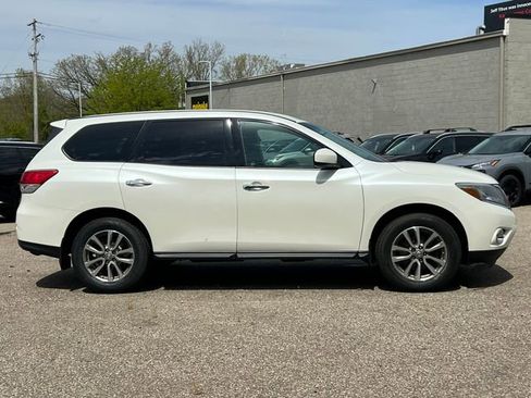 Used 2015 Nissan Pathfinder S AWD/4WD image 39