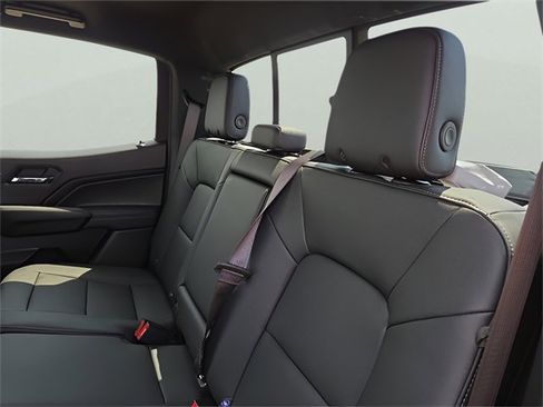 New 2026 Chevrolet Colorado LT w/ LT Convenience Package image 13