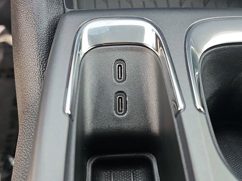 New 2026 Chevrolet Equinox EV LT image 25