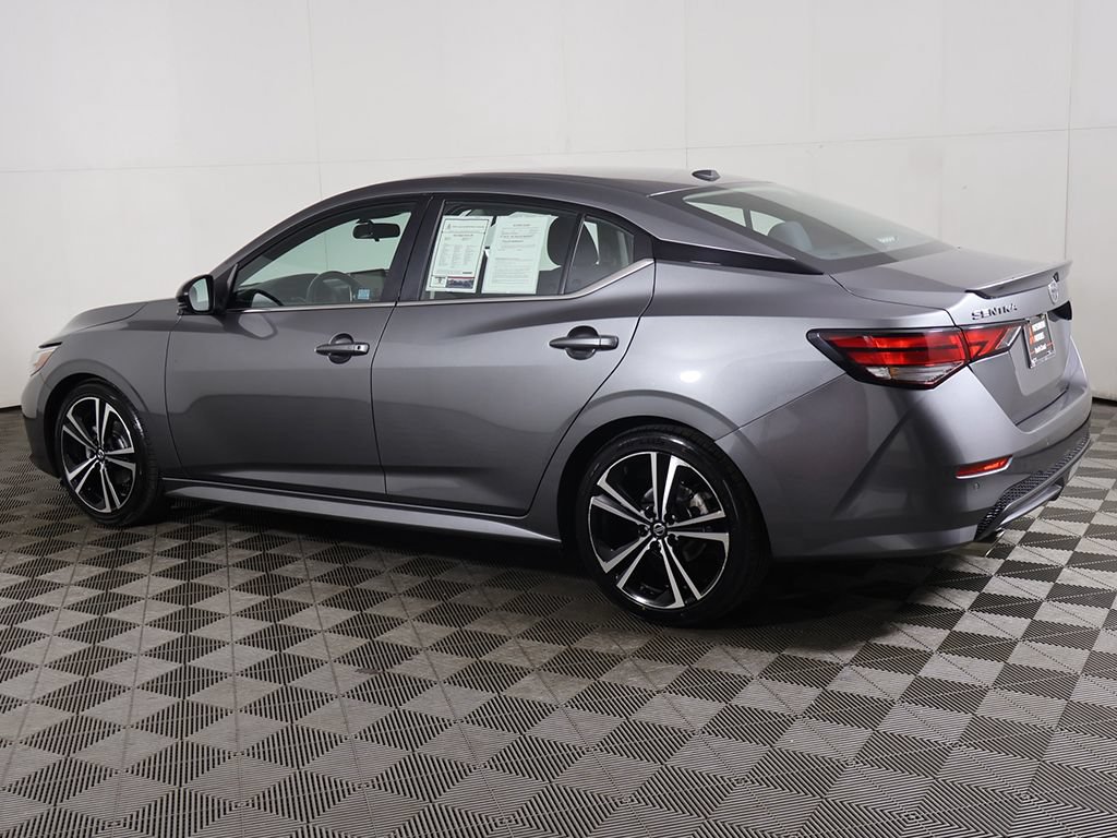Used 2023 Nissan Sentra SR FWD image 11