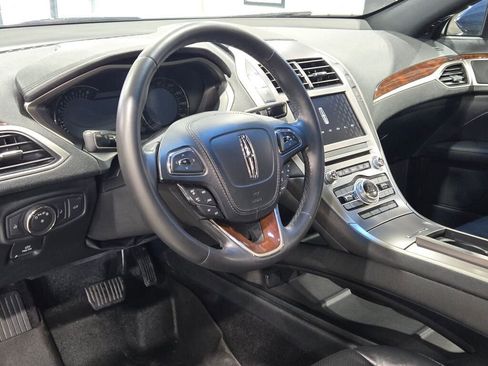 Used 2017 Lincoln MKZ Reserve image 22
