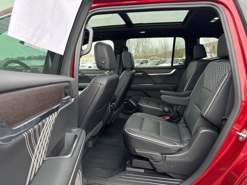 Used 2024 GMC Acadia Denali w/ LPO, Floor Liner Package image 20