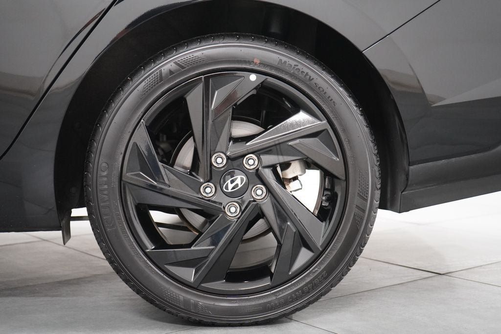Used 2026 Hyundai Elantra Sport FWD image 31