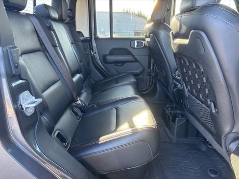 Used 2022 Jeep Gladiator Rubicon image 13