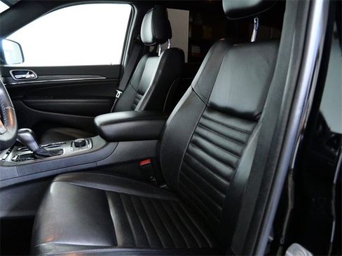 Used 2021 Jeep Grand Cherokee Limited X image 17