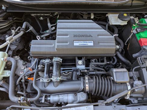 Used 2020 Honda CR-V Touring image 32