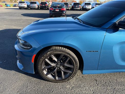 Used 2022 Dodge Charger R/T w/ Blacktop Package image 10