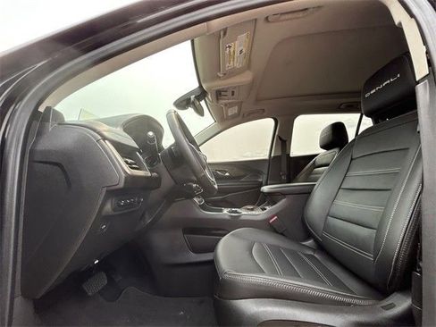 Used 2023 GMC Terrain Denali image 11
