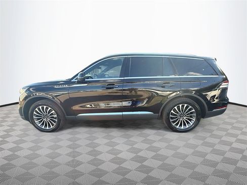 Used 2023 Lincoln Aviator Reserve image 9