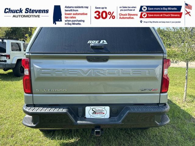 Used 2024 Chevrolet Silverado 1500 ZR2 AWD/4WD image 3