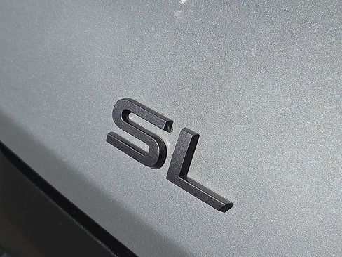 Used 2025 Nissan Murano SL AWD/4WD image 8