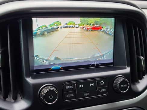 Used 2018 Chevrolet Colorado LT AWD/4WD image 65