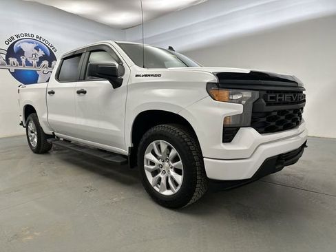 Used 2022 Chevrolet Silverado 1500 Custom image 13