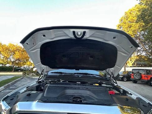 Used 2021 RAM 2500 Big Horn image 33