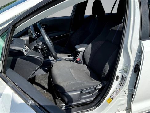 Used 2022 Toyota Corolla SE FWD image 17