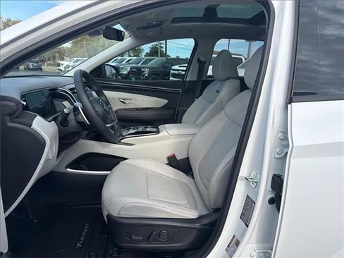 Used 2024 Hyundai Tucson Limited image 14