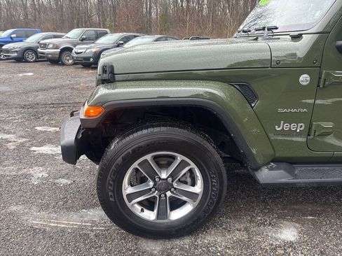 Used 2021 Jeep Wrangler Unlimited Sahara w/ Uconnect 4C Nav & Sound Group image 6