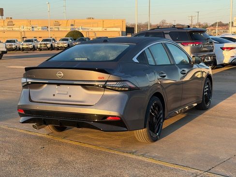 New 2026 Nissan Sentra SR image 5