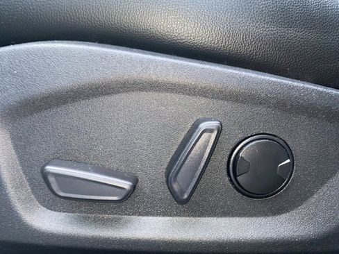 Used 2024 Ford Edge Titanium image 22