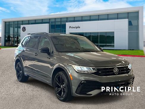 Used 2023 Volkswagen Tiguan SE R-Line FWD image 3