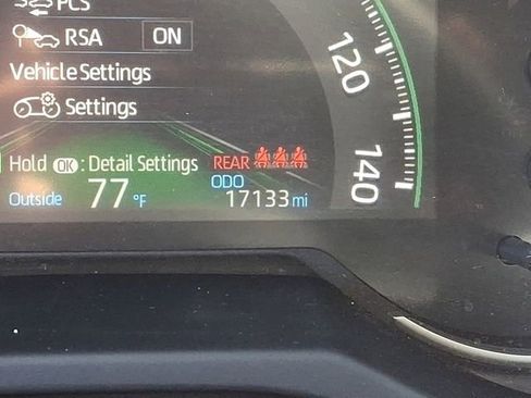 Used 2024 Toyota RAV4 LE AWD/4WD image 22