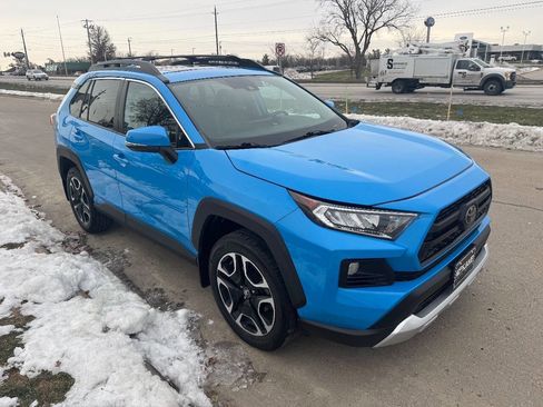 Used 2019 Toyota RAV4 Adventure image 7