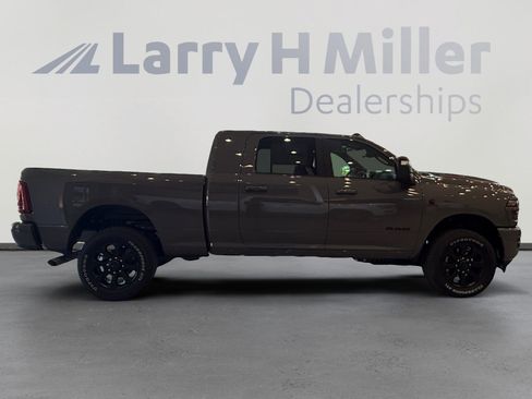 New 2026 RAM 2500 Laramie w/ Night Edition AWD/4WD image 6