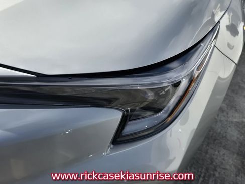 Used 2026 Toyota Corolla SE FWD image 11