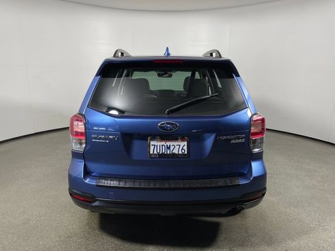 Used 2017 Subaru Forester 2.5i Premium w/ Popular Package #2A AWD/4WD image 4
