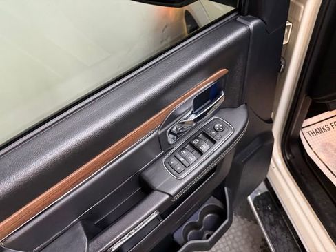 Used 2016 RAM 1500 Laramie w/ Convenience Group image 24