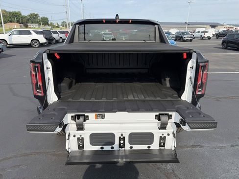 Used 2025 GMC Hummer EV 3X AWD/4WD image 7