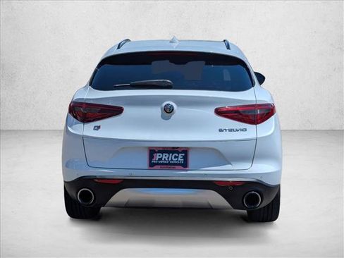 Used 2018 Alfa Romeo Stelvio Sport w/ Quick Order Package 22J Sport AWD/4WD image 7